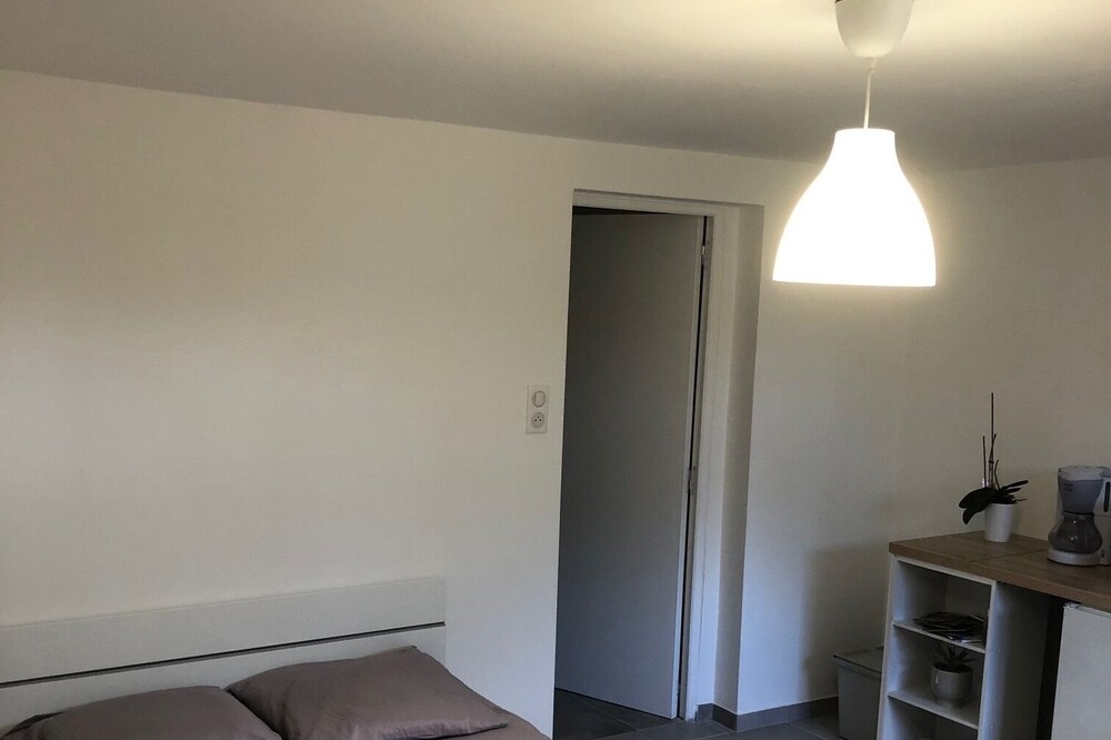 Studio Dans Villa à La Canourgue