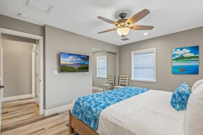 4 bedrooms, desk, iron/ironing board, travel cot