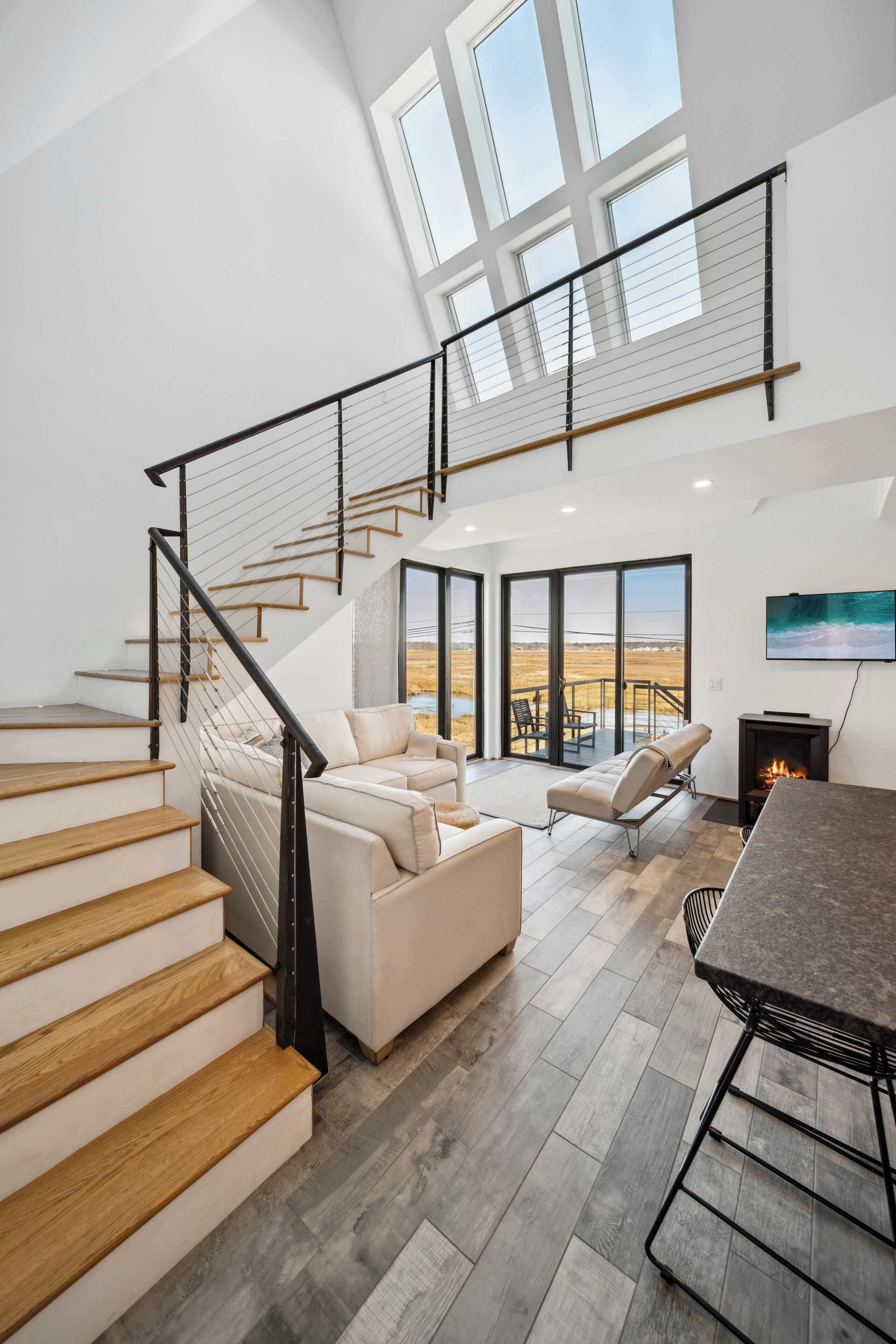 TV, fireplace, offices