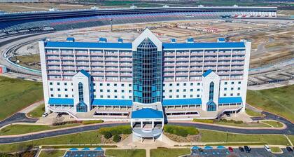 3/3 Condo on Texas Motor Speedway
