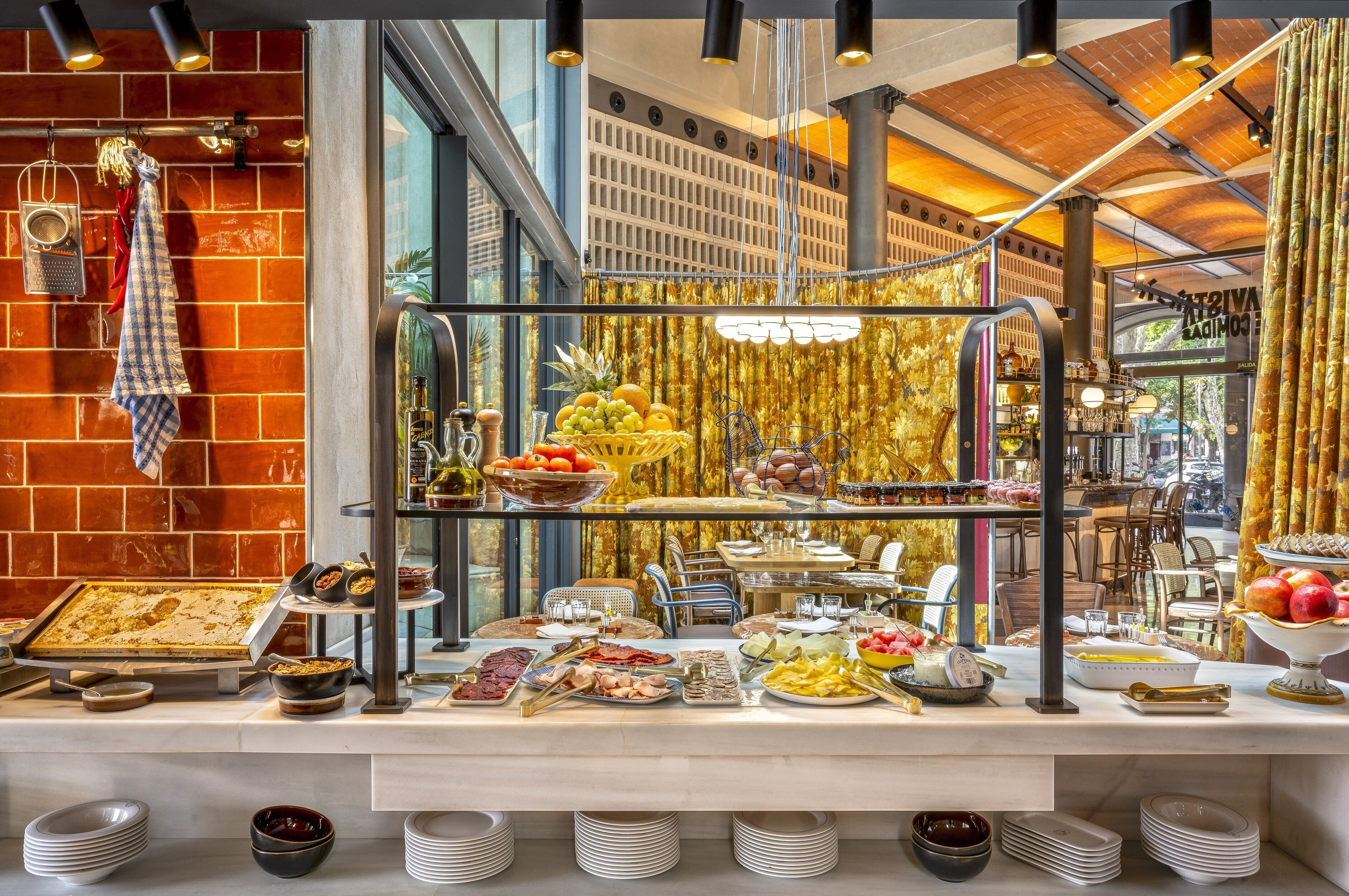 Daily buffet breakfast (EUR 25 per person)