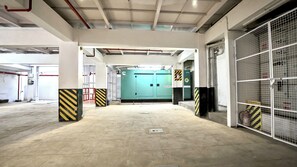 Free self parking - Sai Senthoor Paradise (Puducherry)