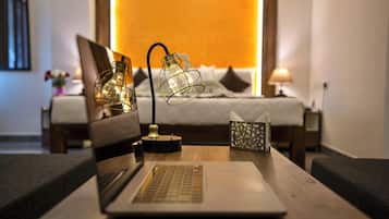 Premium Double Room | Laptop workspace, rollaway beds, free WiFi, bed sheets