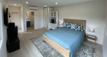 New, modern quiet private studio