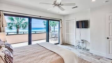 2 slaapkamers, een strijkplank/strijkijzer, gratis wifi, beddengoed