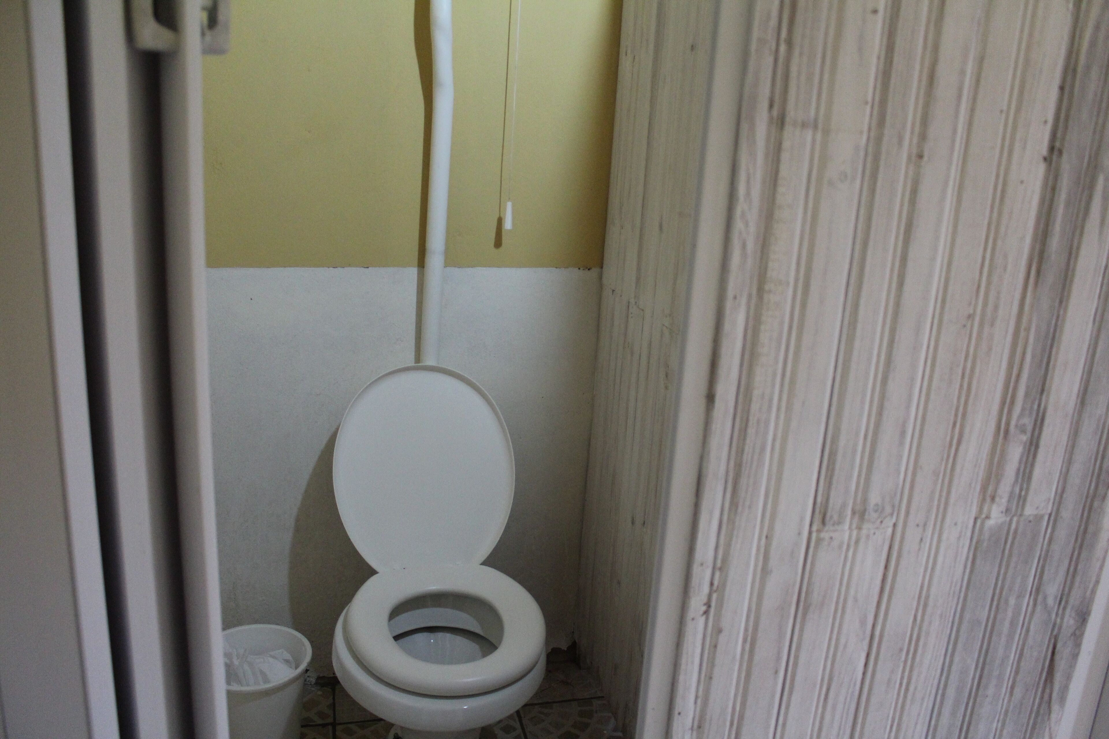 Camping area with waterfall and beach in Serra da Mantiqueira in Munhoz-MG