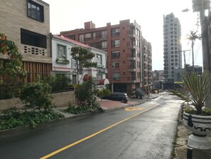 Parkplätze auf dem Gelände