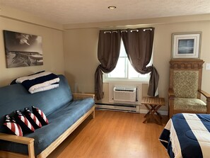 1 bedroom, Internet