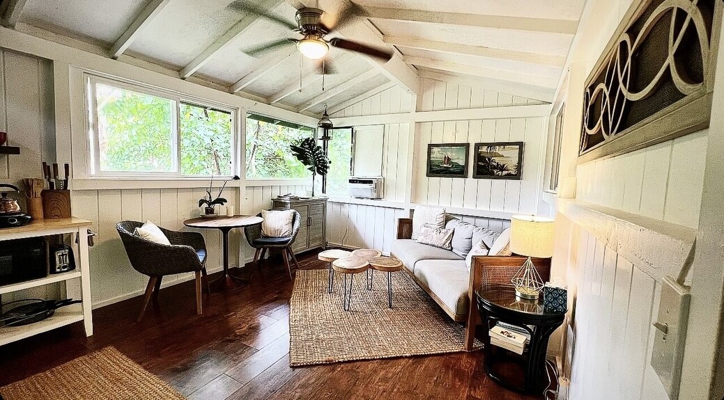 Cute And Quaint Little Cottage On A Homestead. - Kauai, HI