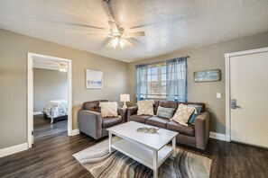 House, 3 Bedrooms, Patio | Living area