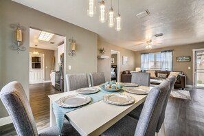 House, 3 Bedrooms, Patio | In-room dining - Sunset on Sunset by Book That Condo (Panama City Beach)