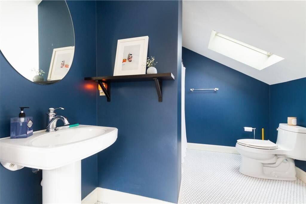 The Middletown Modern Bungalow - A JBMB Property