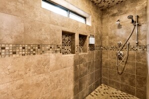 Badewanne, Whirlpool, Handtücher