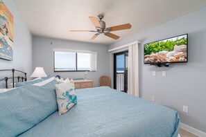 Condo, 2 Bedrooms