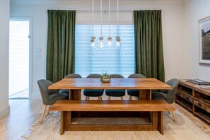 Dining - Nicest Rental in Vibrant Bishop Arts! Beautifully decorated with luxury bedding. (Dallas)
