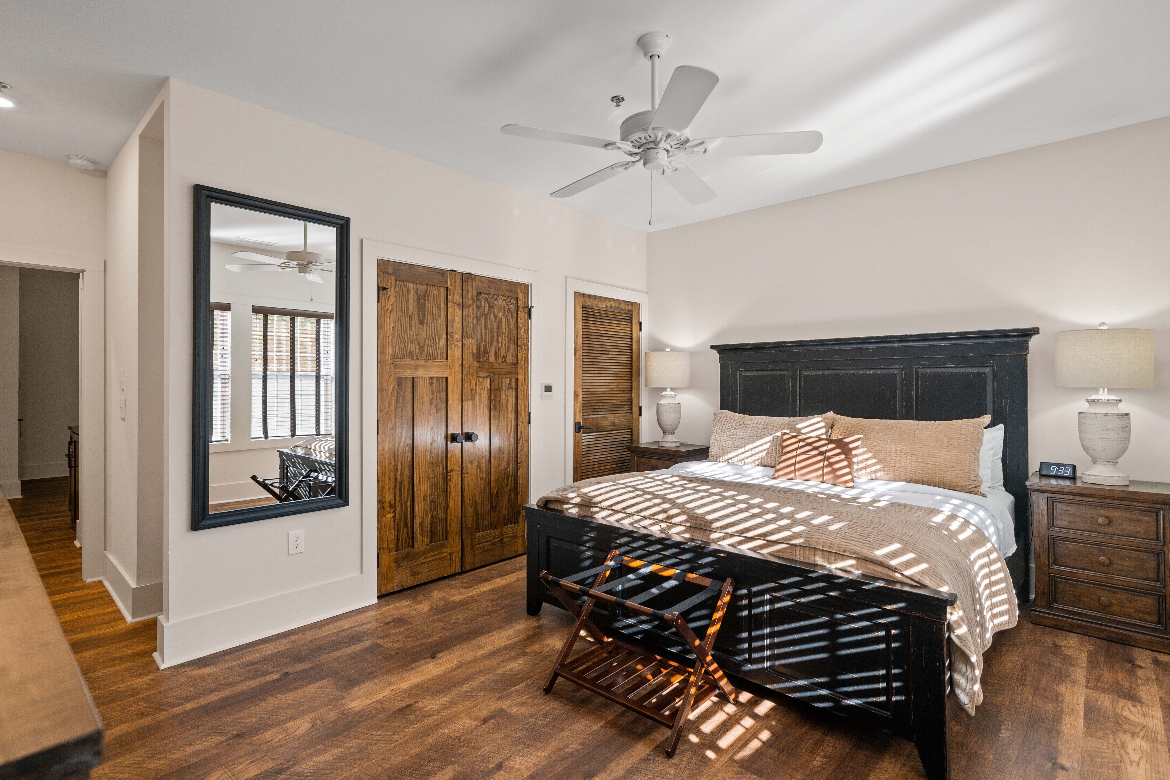 room, 1 king bed with sofa bed | in-room safe, blackout curtains, free wifi, bed sheets