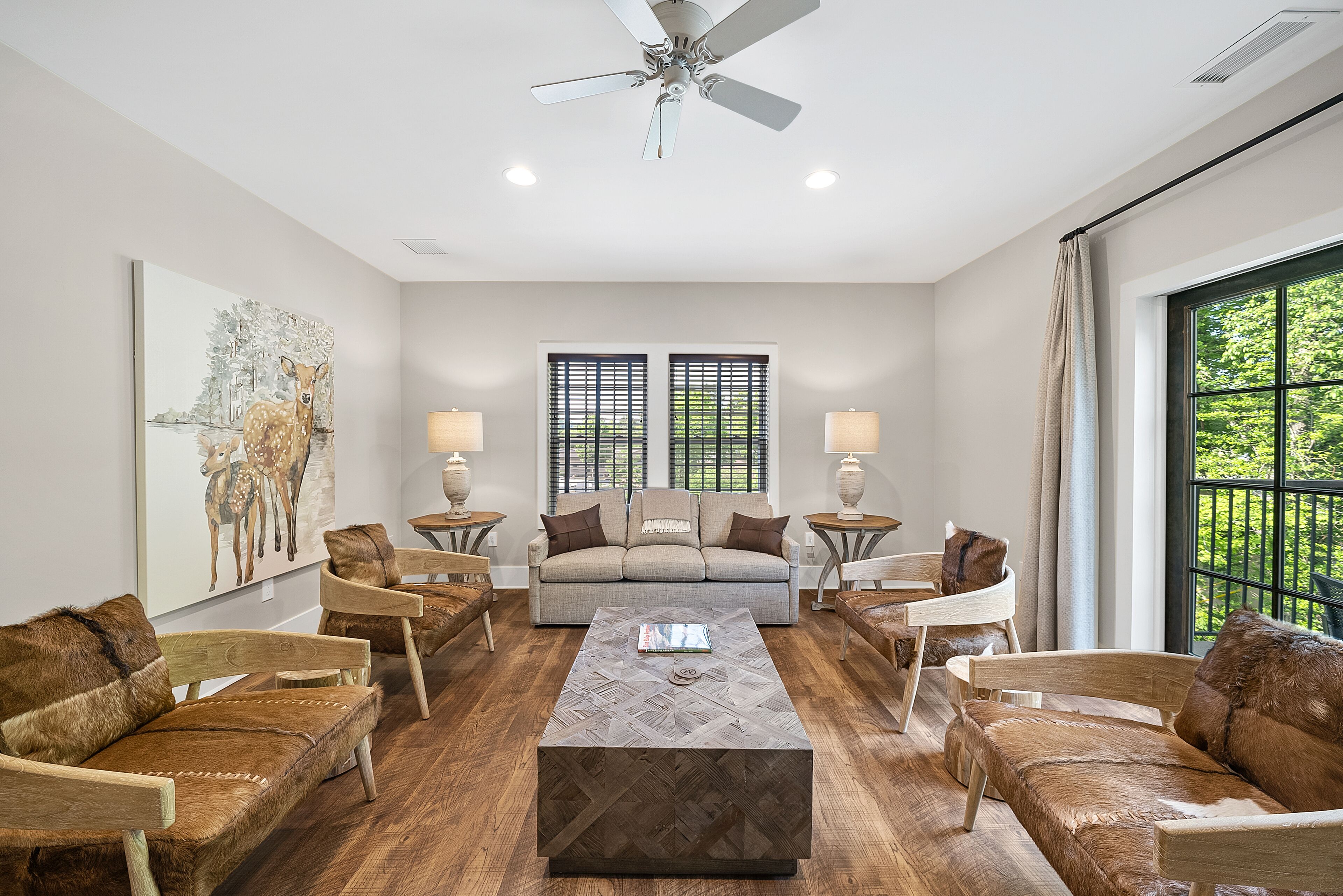 Presidential King Suite w/ Balcony | In-room safe, blackout drapes, free WiFi, bed sheets