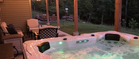 Bain à remous extérieur