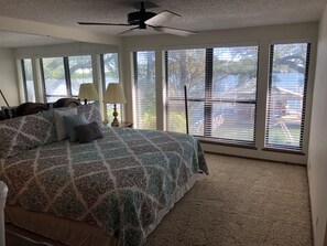 2 chambres, fer et planche à repasser, lit parapluie, Wi-Fi