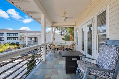 Beachfront Home w Private Pool & Picturesque Views