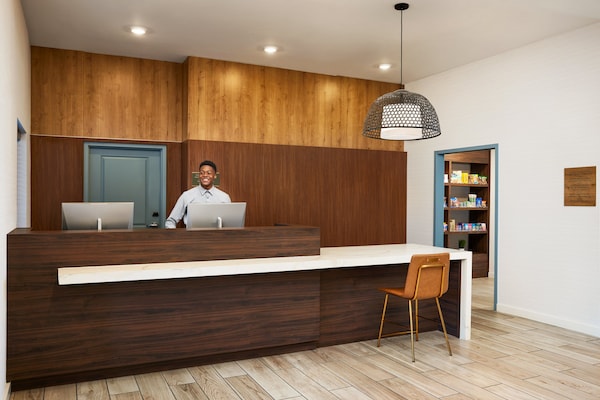 Staybridge Suites Auburn University Area By Ihg - Auburn, AL