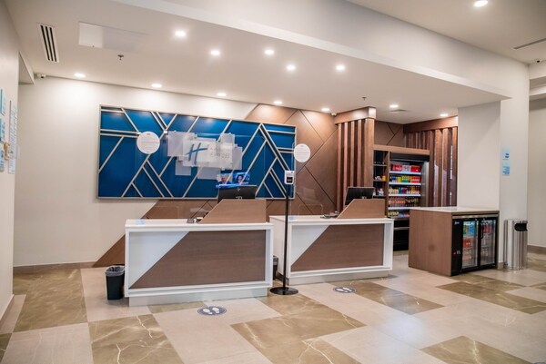 Holiday Inn Express & Suites Tijuana Otay By Ihg - Playas de Tijuana