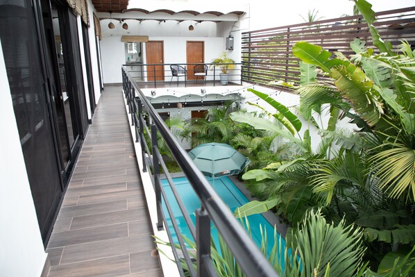 Property grounds - Private house with pool for 8 I Walking distance to the beach (Compostela)