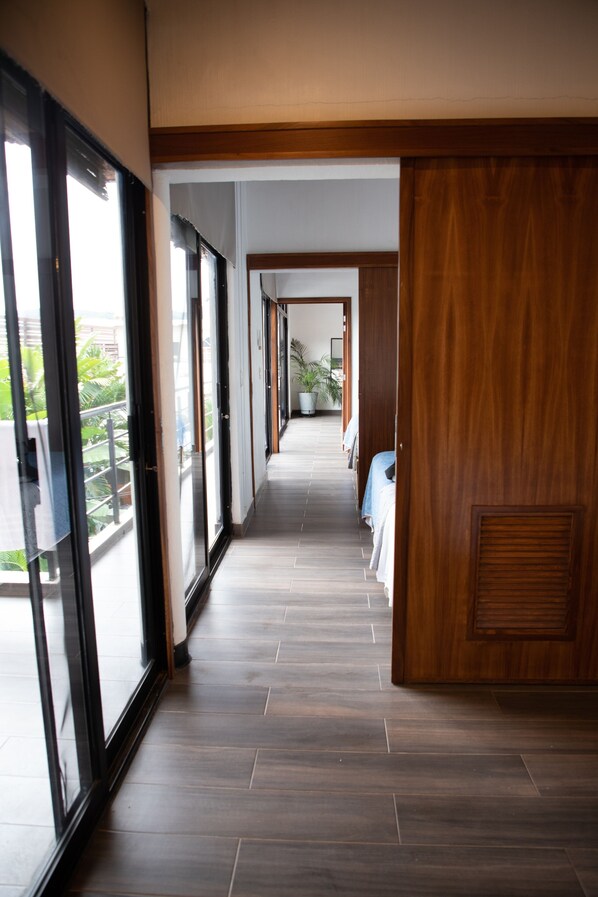 4 Schlafzimmer, Bügeleisen/Bügelbrett, kostenloses WLAN, Bettwäsche