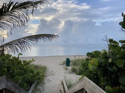 Beach Villa! Boca Raton!  Book Early for Season!!