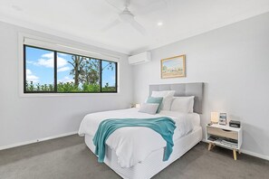 1 chambre, fer et planche à repasser, lit parapluie, Wi-Fi gratuit