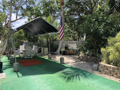 Paradise Found- Scuba Divers-Boat Owners Welcome-Key Largo-Kampground