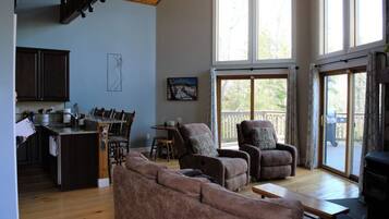 Télévision, cheminée