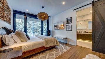 5 bedrooms, iron/ironing board, WiFi, bed sheets