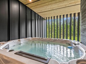 Bain à remous intérieur