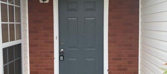 Affordable Luxury Apartment (11 min drive from Airport)