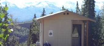 Alaska secluded Cabin , just 15 minutes from Denali National Park Entrance.