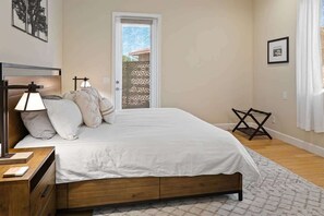 3 habitaciones, escritorio, tabla de planchar con plancha y wifi gratis 
