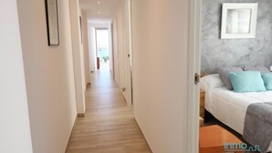 Unclassified image, 3 of 39, button - inmoBooking New Morsa Apartment, in front of the sea (Salou)