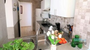 Unclassified image, 5 of 39, button - inmoBooking New Morsa Apartment, in front of the sea (Salou)