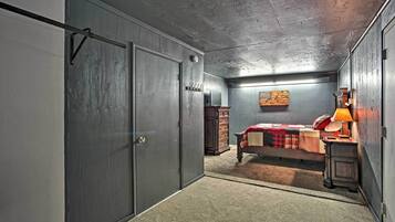 2 bedrooms, Internet, bed sheets