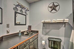 Articles de toilette (gratuits), serviettes fournies