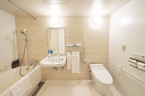 Universal Twin Room, Non Smoking | Bathroom | Combined shower/tub, deep soaking tub, free toiletries, hair dryer - Sotetsu Fresa Inn Nagoya-Shinkansenguchi (Nagoya)