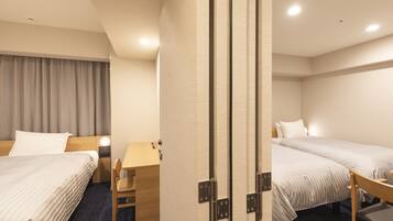 Connecting Room, Non Smoking | Down duvets, desk, blackout curtains, iron/ironing board