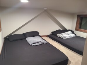 3 bedrooms, free WiFi, bed sheets
