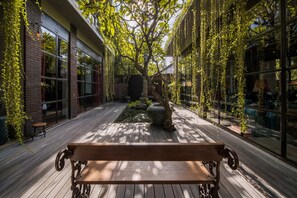 Villa, 6 Bedrooms, Accessible, Smoking | Property grounds