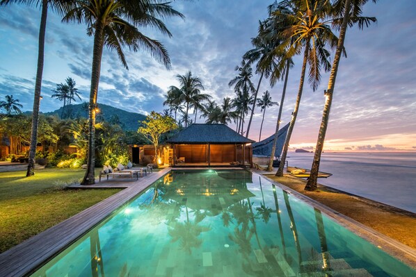 Pool - Secluded Beachfront Villa Manis, 5br, Candidasa (Manggis)