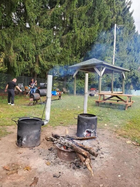 Exterior - Glenwood Inn - Stroudsburg (Delaware Water Gap)
