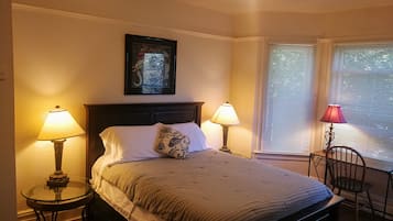 3 chambres, bureau, accès au Wi-Fi (inclus), literie fournie