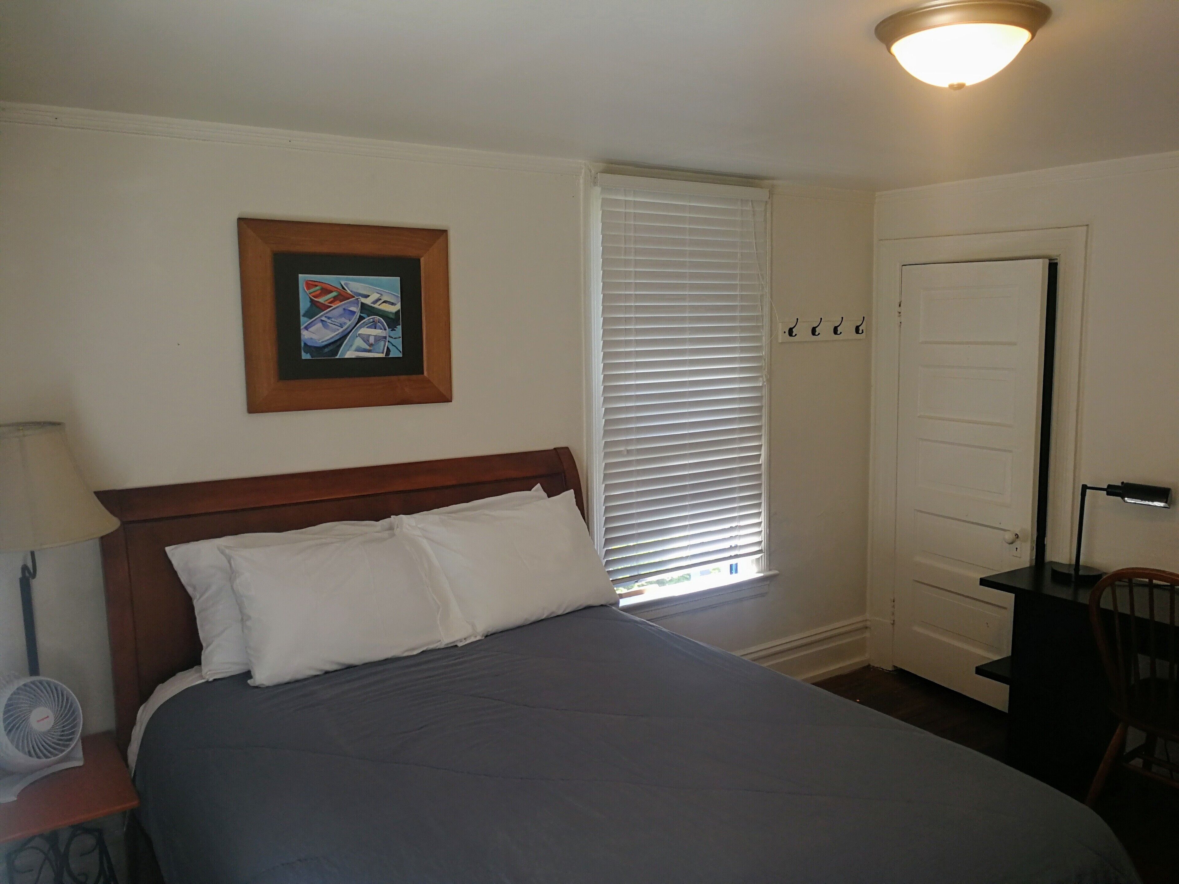 Walking distance to Seattle Capitol Hill and downtown #2