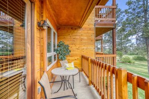 Unclassified image, 2 of 50, button - Uptown Relaxed Condo-Close to Amenities, Boutique Shops, & Cafes! (Pagosa Springs)
